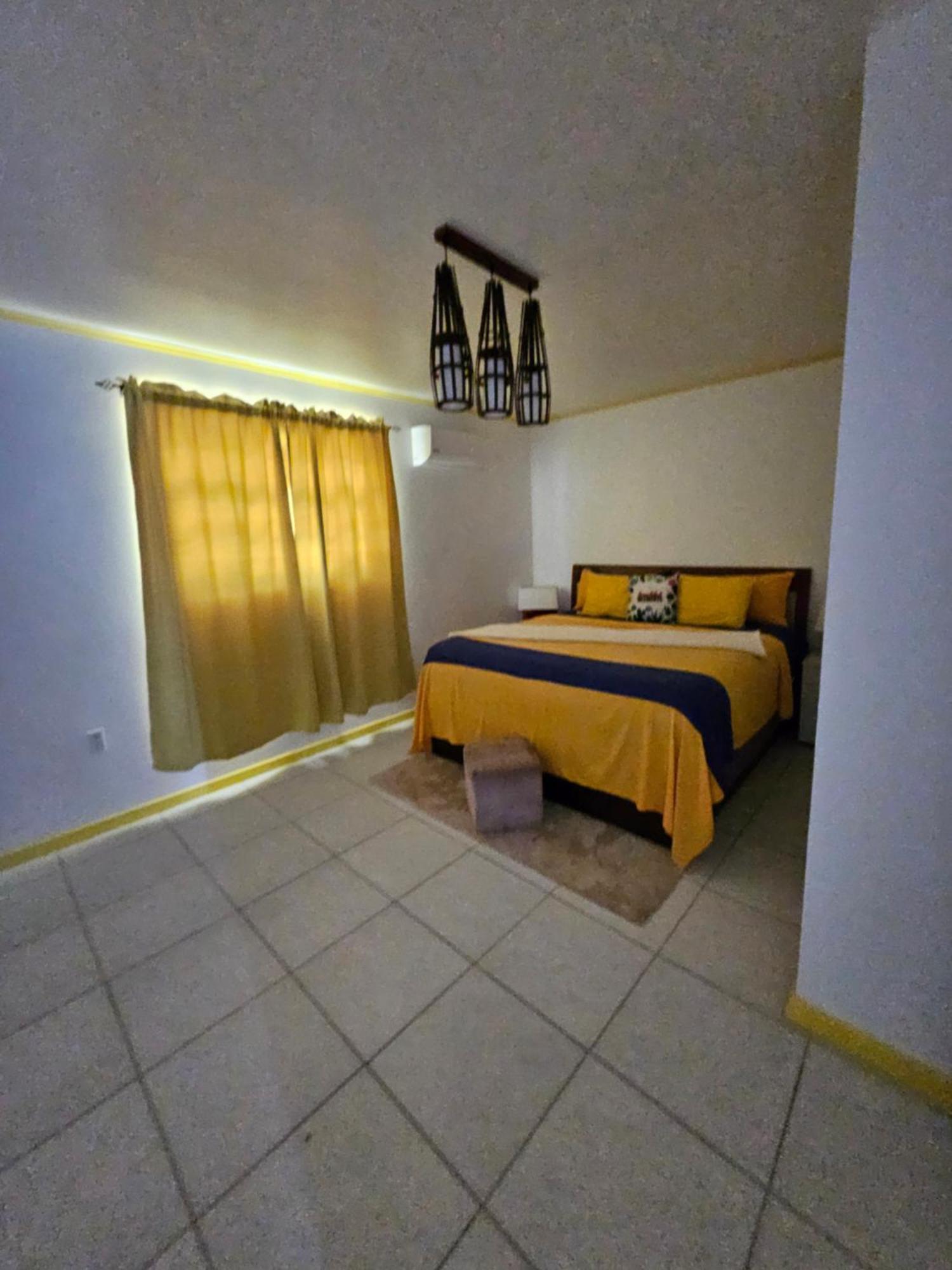 וילמסטאד Villa Raven'S Paradise מראה חיצוני תמונה