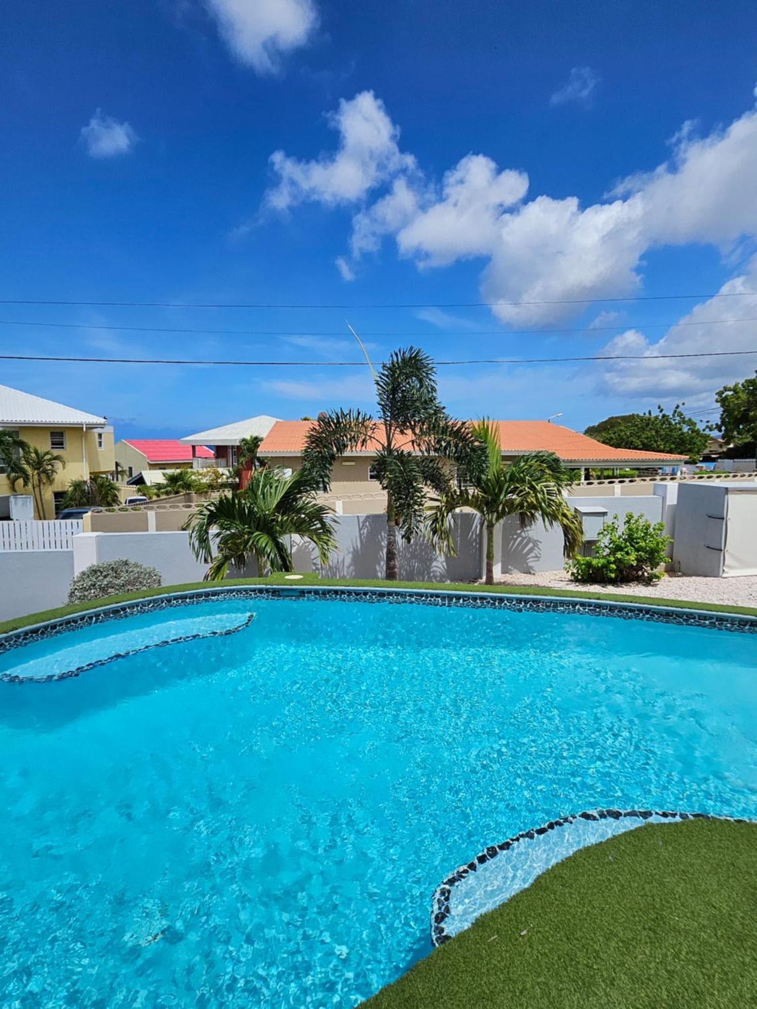 וילמסטאד Villa Raven'S Paradise מראה חיצוני תמונה